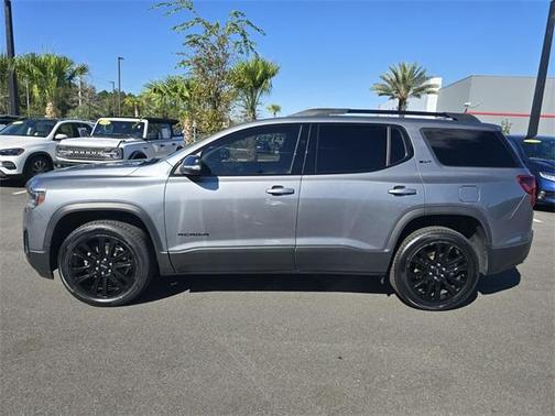 2022 GMC Acadia SLT