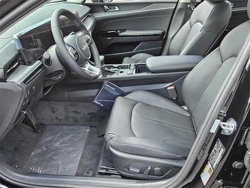 2025 Kia K5 EX