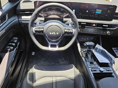 2025 Kia K5 GT