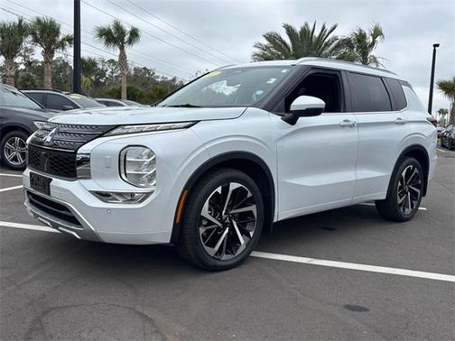 2022 Mitsubishi Outlander SEL