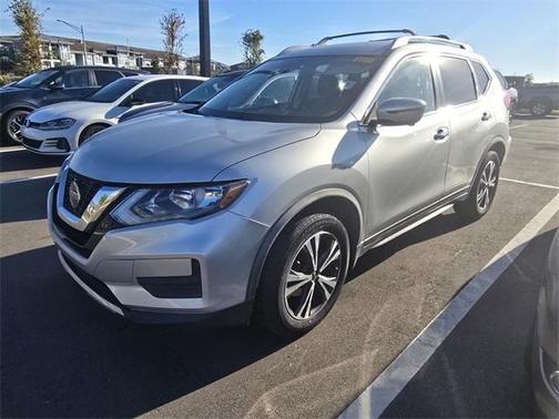 2020 Nissan Rogue SV