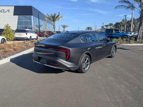 2025 Kia K4 