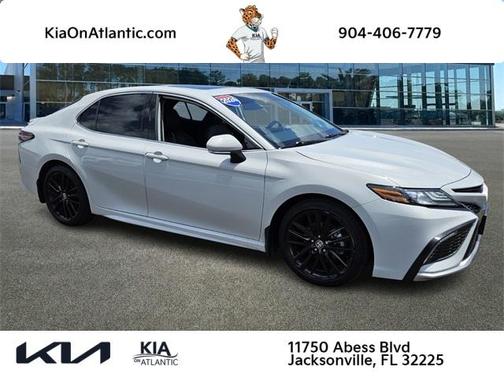 2024 Toyota Camry Hybrid XSE