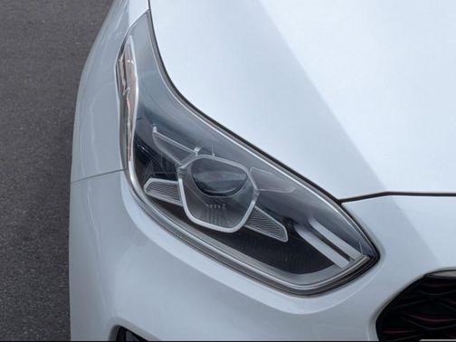 Snow White Pearl 2021 Kia Forte GT