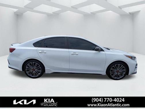 Snow White Pearl 2021 Kia Forte GT