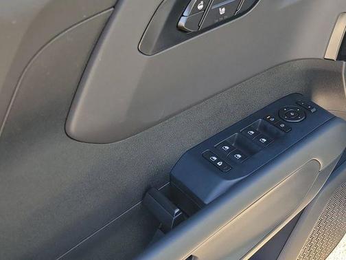 Glacial White Pearl 2027 Kia Telluride EX