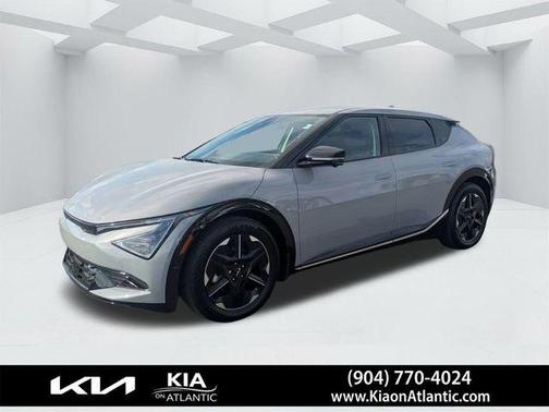 Wolf Gray 2025 Kia EV6 Wind
