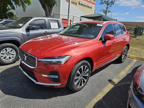 2023 Volvo XC60 B5 Plus Bright Theme