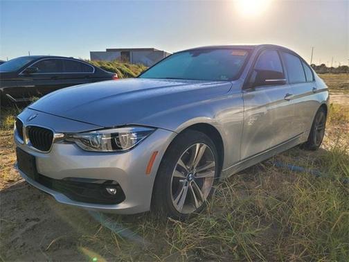 2018 BMW 330 i xDrive