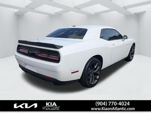 2022 Dodge Challenger SXT