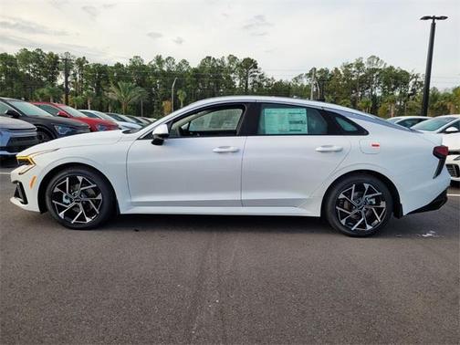2026 Kia K5 EX