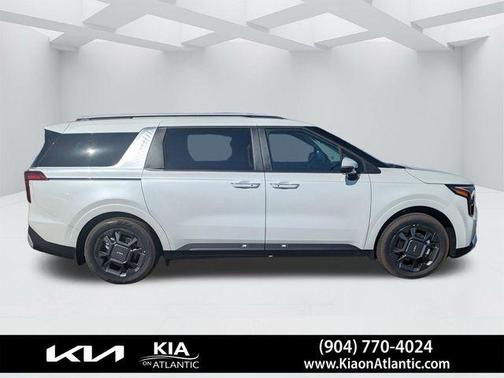 Snow White Pearl 2026 Kia Carnival Hybrid EX