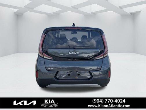 Gravity Gray 2025 Kia Soul LX