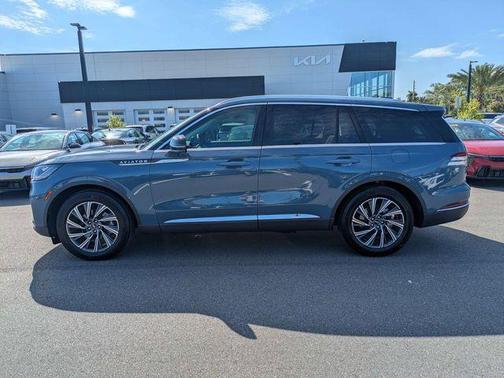 Blue Metallic 2025 Lincoln Aviator Premiere