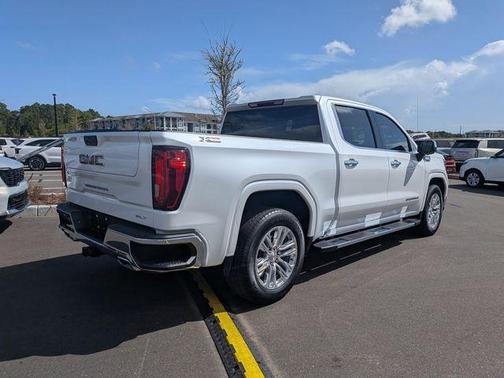 White Frost Tri-Coat 2023 GMC Sierra 1500 SLT