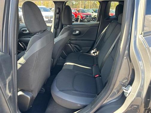 2023 Jeep Renegade Altitude