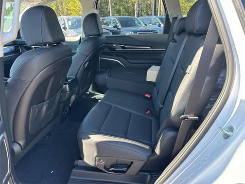 2025 Kia Telluride LX