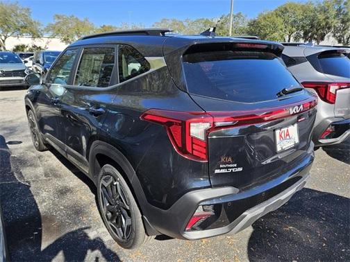 2025 Kia Seltos SX