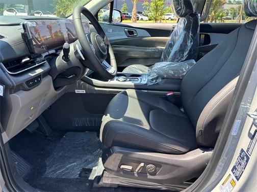 2025 Kia Carnival Hybrid EX