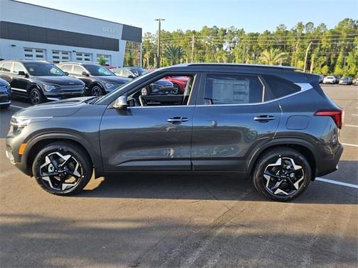 2025 Kia Seltos EX
