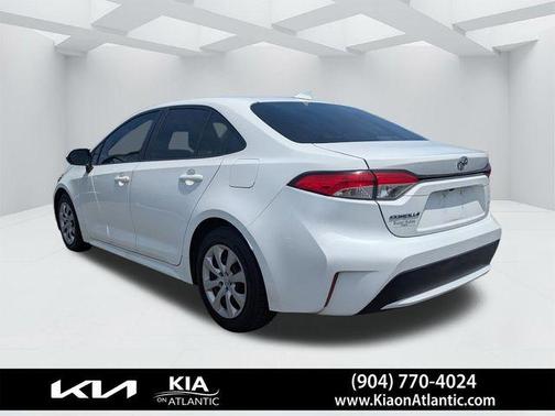 Super White 2020 Toyota Corolla LE