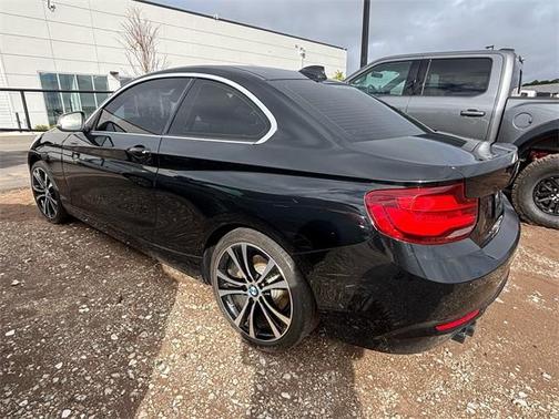 2020 BMW 230 i