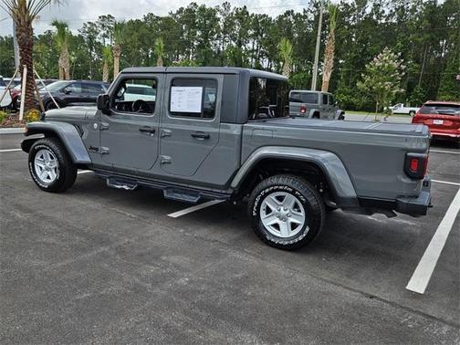 2021 Jeep Gladiator Sport