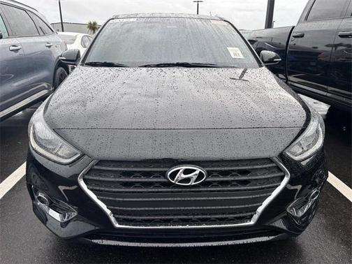 2020 Hyundai Accent SE