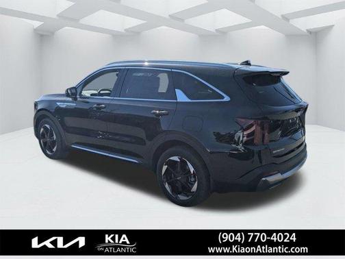 Aurora Black Pearl 2026 Kia Sorento Hybrid EX