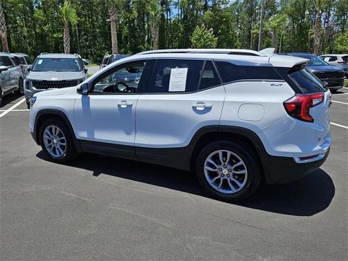 2022 GMC Terrain SLT