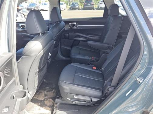 2025 Kia Sorento Hybrid EX