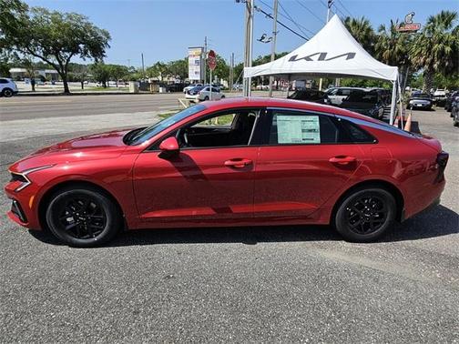 2025 Kia K5 LXS
