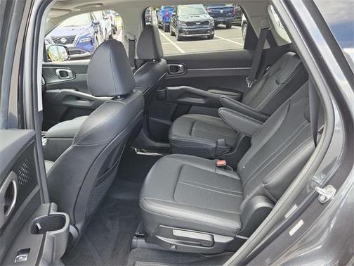 2024 Kia Sorento EX