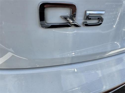 2020 Audi Q5 40 Premium Plus