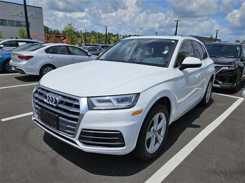 2020 Audi Q5 40 Premium Plus