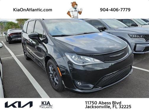 2018 Chrysler Pacifica Touring-L Plus