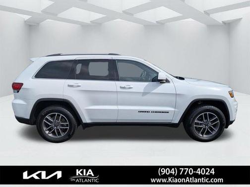 2020 Jeep Grand Cherokee Laredo E