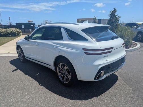 White 2025 Genesis GV70 2.5T