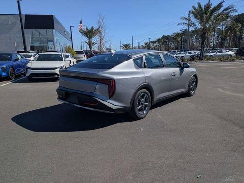 2025 Kia K4 