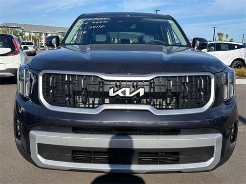 2025 Kia Telluride LX