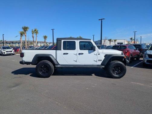 2021 Jeep Gladiator Sport