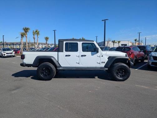 2021 Jeep Gladiator Sport