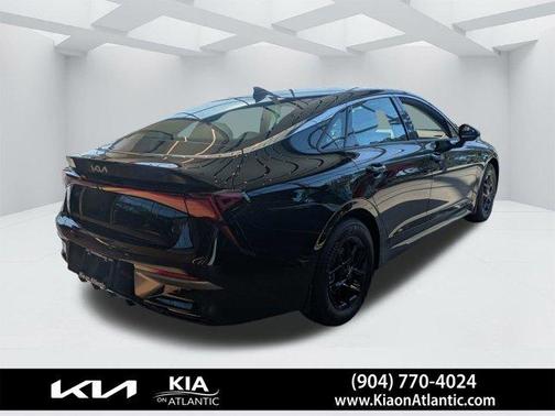 Aurora Black Pearl 2026 Kia K5 LXS