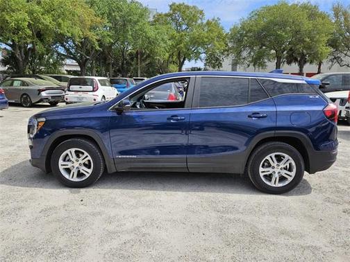 2022 GMC Terrain SLE