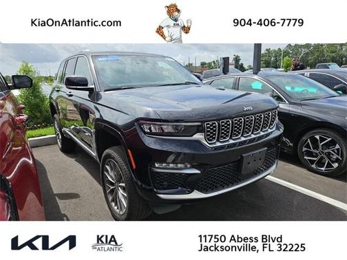 2022 Jeep Grand Cherokee Summit