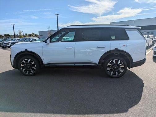 Glacial White Pearl 2027 Kia Telluride S