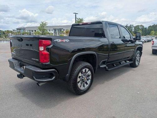 Black 2025 Chevrolet Silverado 2500 Custom
