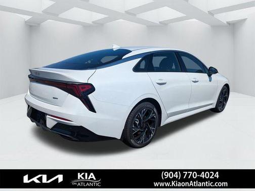 Snow White Pearl 2026 Kia K5 GT-Line
