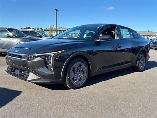 2025 Kia K4 LX