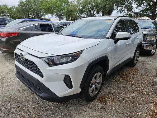 2020 Toyota RAV4 LE